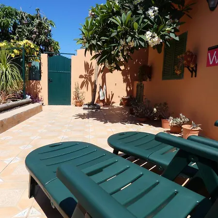 The Corner Garden - Sonnenland * San Bartolomé